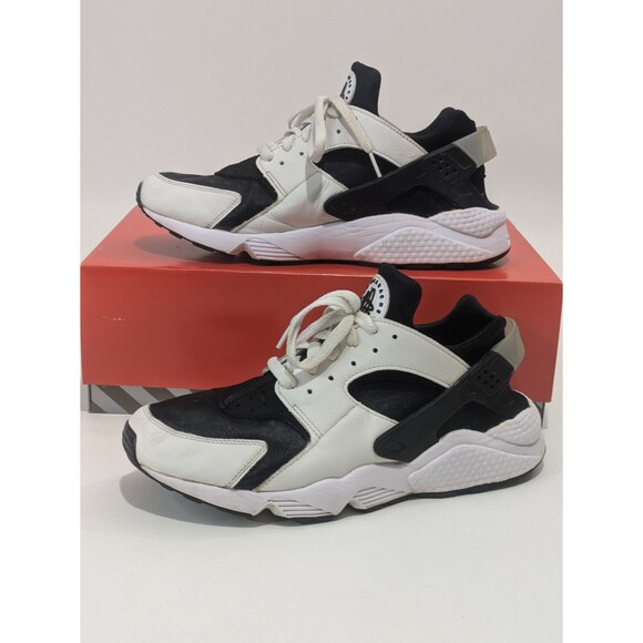 Nike Men\'s Air Huarache Black/White 10.5 US main image 8